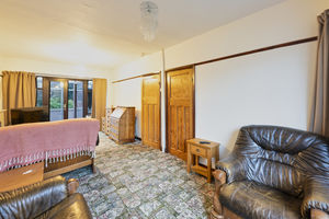 Photo 16- click for photo gallery